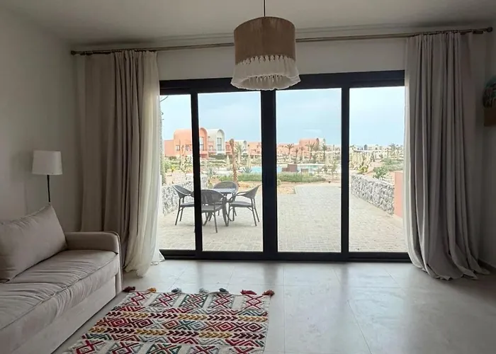 Kamaran Gouna Pool & Mountain View شقة
